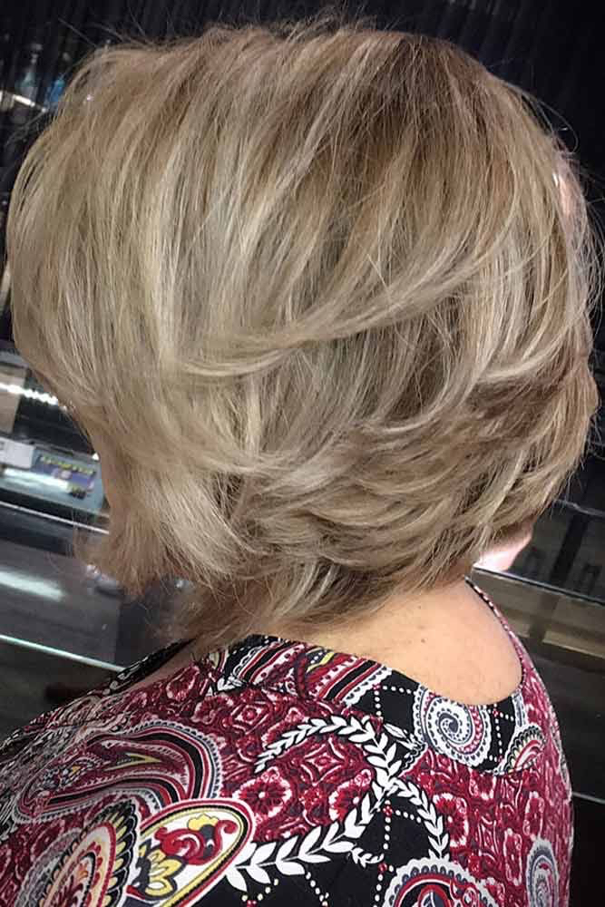 Damen Frisuren Mittellang ab 50 – Stilvoll und Vielseitig