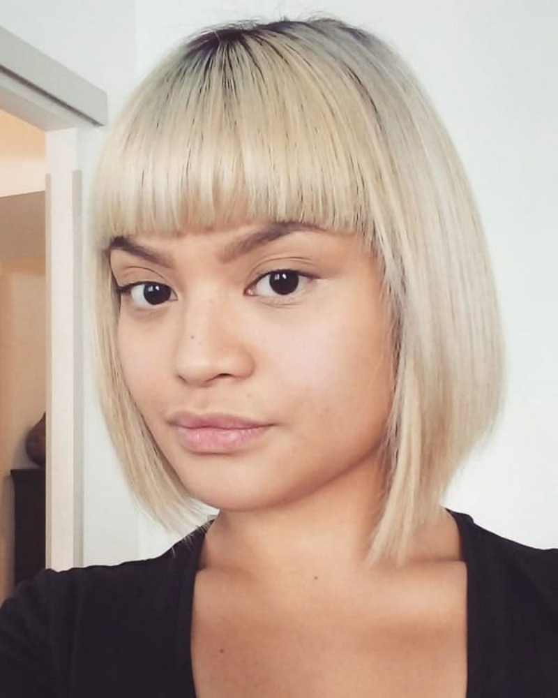 Bob Frisuren Kurz in Blond mit Pony – Modern und Chic