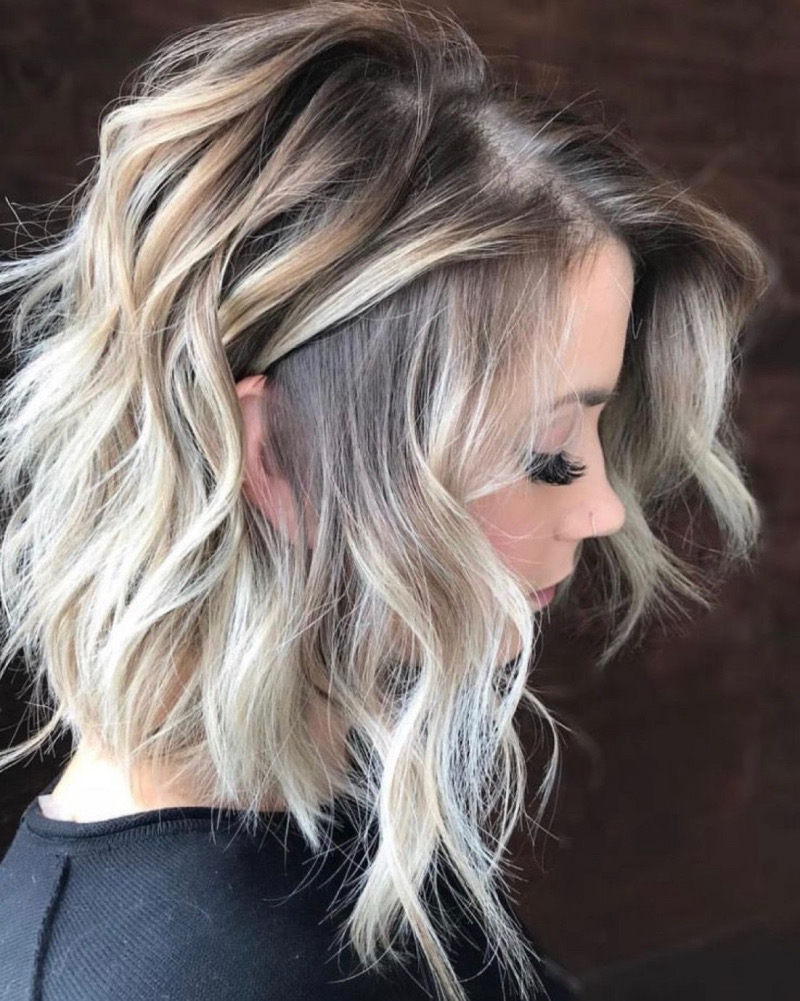 Stylische Frisuren und Farben für mittellanges Haar: Inspirationen für Ihren neuen Look