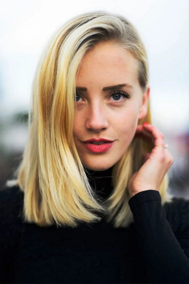 Zeitlose Long Bob Frisuren in Blond: Eleganz neu definiert