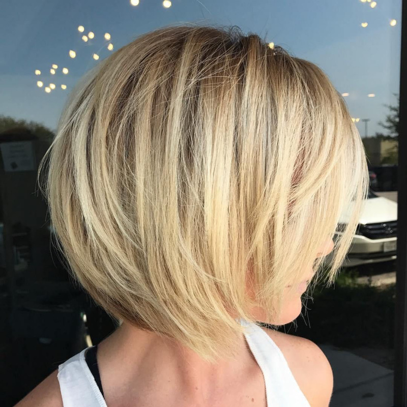 Bob Frisuren Stufig Blond – Dynamik und Leichtigkeit