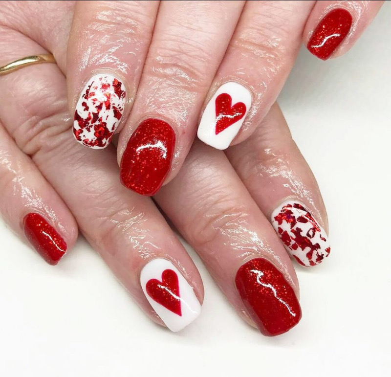 Dieses bezaubernde Nageldesign ist eine wahre Liebeserklärung für den Valentinstag