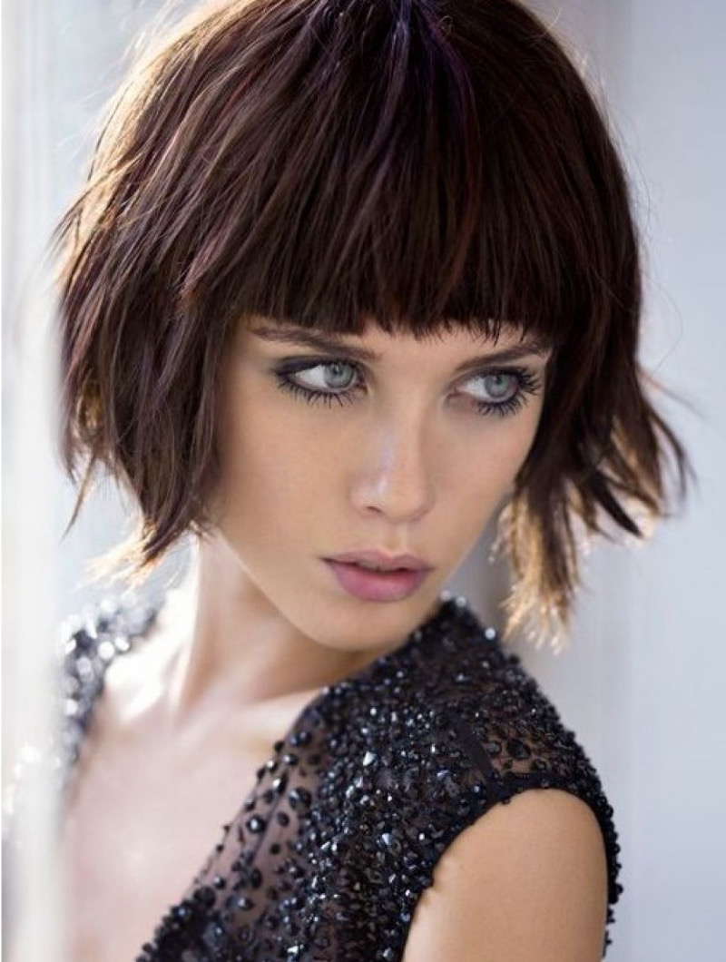 Shaggy Bob Frisuren mit Pony – Lässiger Chic mit moderner Attitude