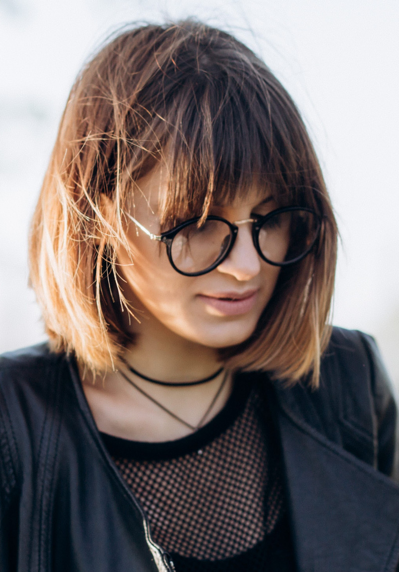 Bob Frisuren mit Pony Brille: Edgy-Casual Style mit softem Balayage